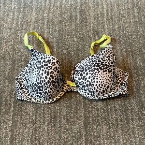 Victoria's Secret Lime and Black Patterned Bra